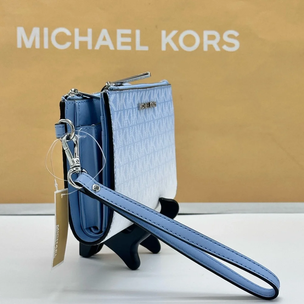 MICHAEL KORS Jet Set Large Ombré Logo Wristlet Lt Sky